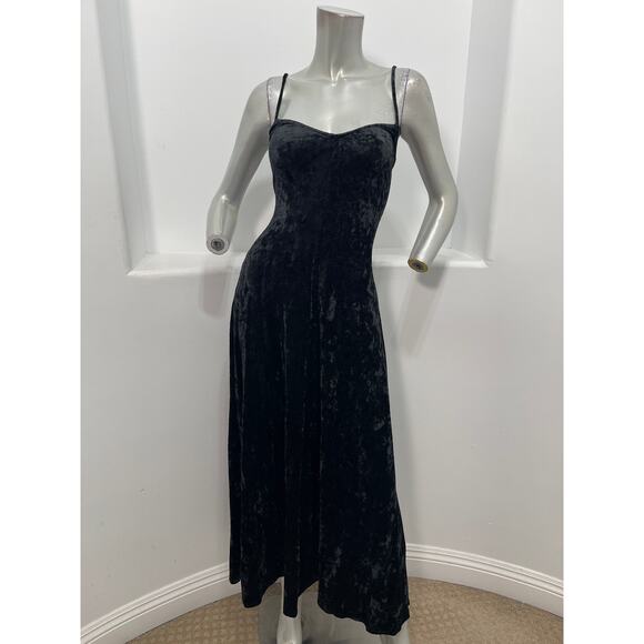 Bonnie Strauss Vintage  1990s Crushed Velvet Black Slip Dress Size 6 - Picture 9 of 9